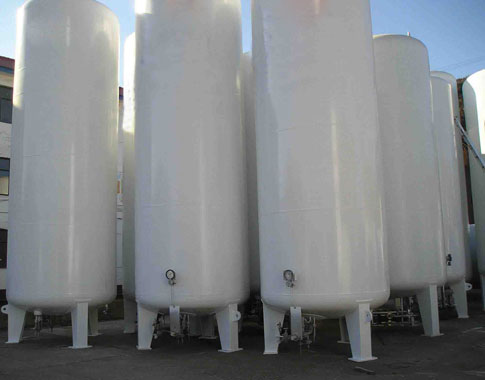 Liquid argon storage tank